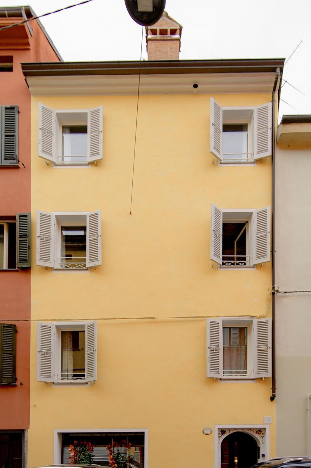 La Casa Del Vino Apartment Parma Exterior photo